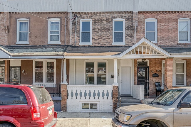 Building Photo - 1315 S 30th St