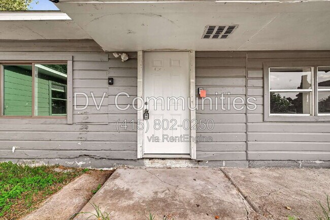Building Photo - 5910 Southtown St
