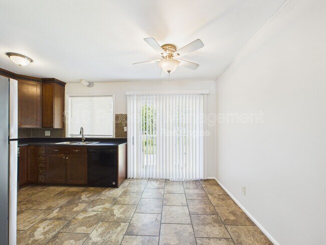 Building Photo - 7800 E 91 St