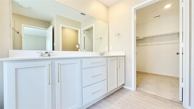 Building Photo - 1517 Chapel Rnch Rd