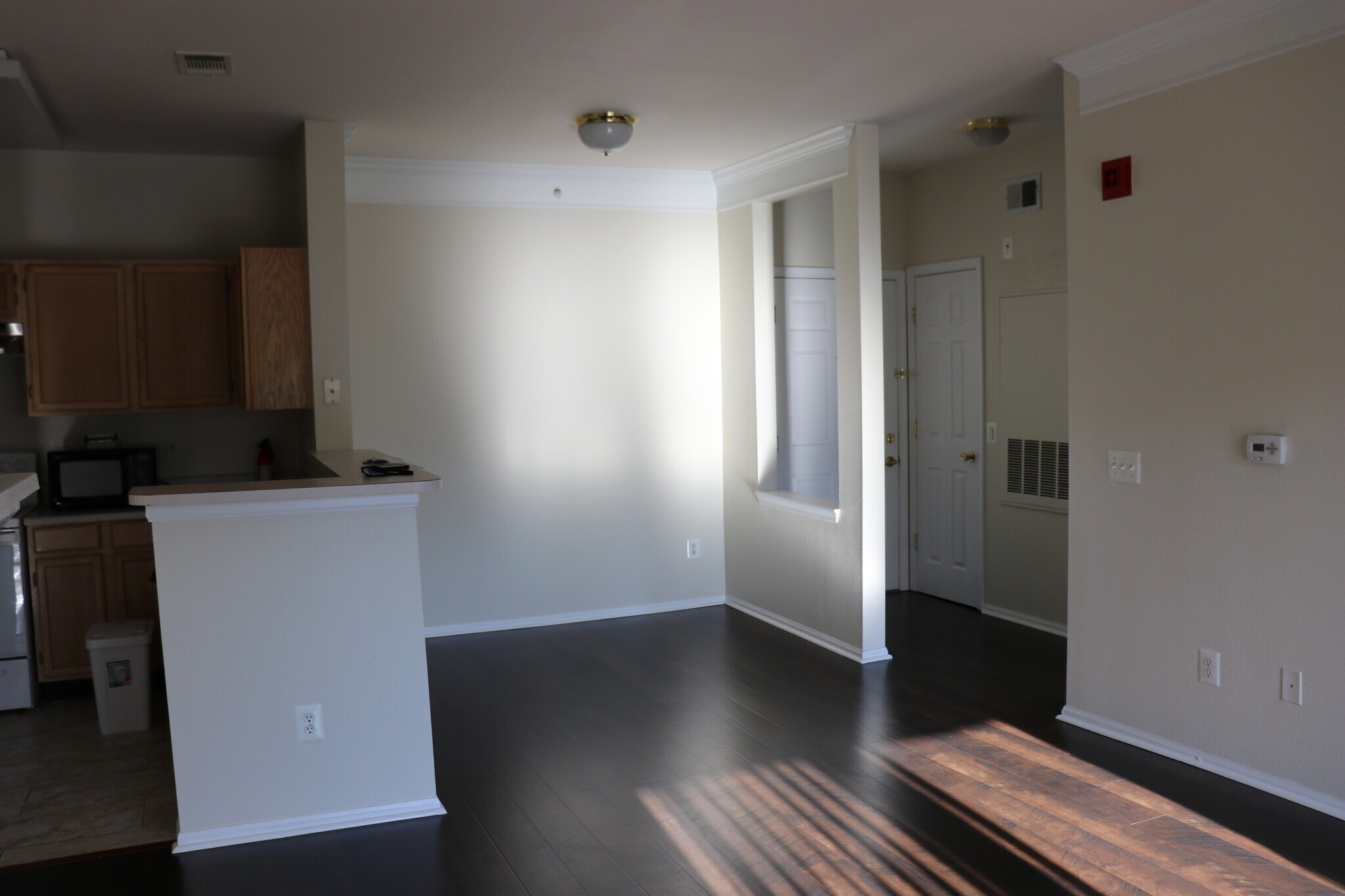 View of dining area - 1570 Spring Gate Dr