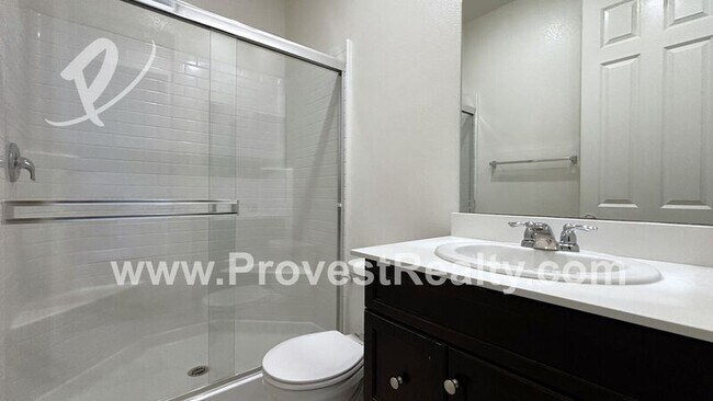 Building Photo - 15090 Coral Pl