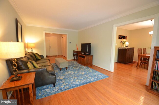 Building Photo - 5611 Herberts Crossing Dr