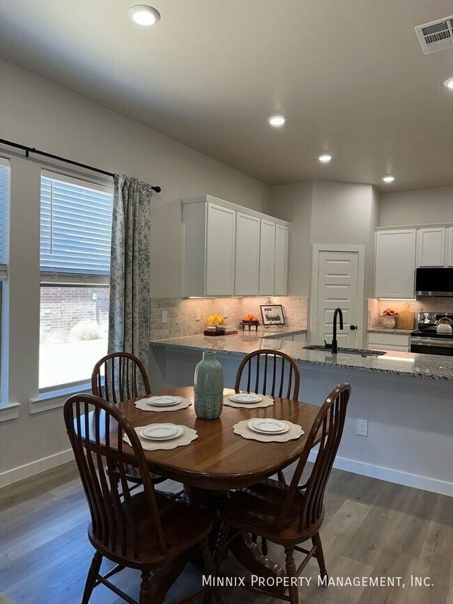 Building Photo - 2923 137th St