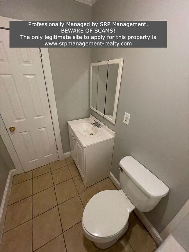 Building Photo - 3 Bedroom / 1 Bath home in Rock Hill, SC -...