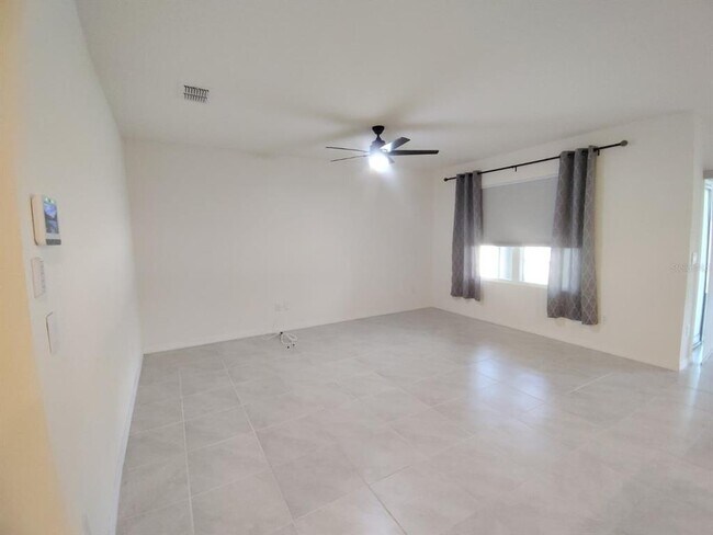 Building Photo - 1248 Sugarwood St