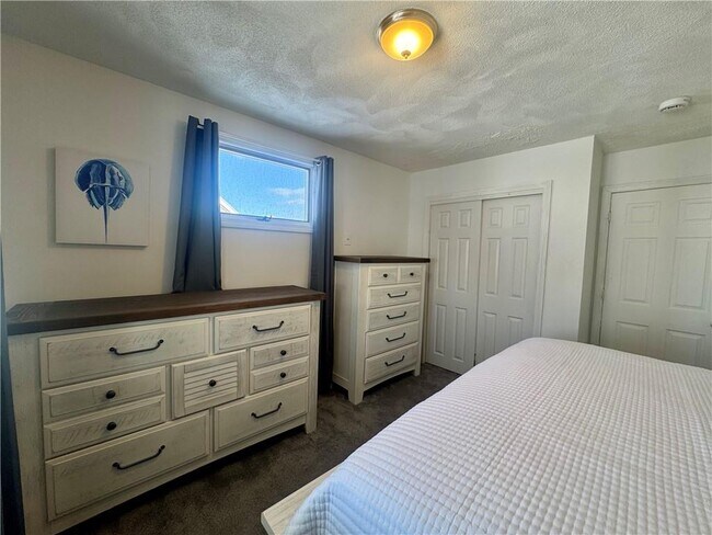 Building Photo - 7 White Cap Rd