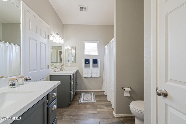 Building Photo - 2929 N 37th St