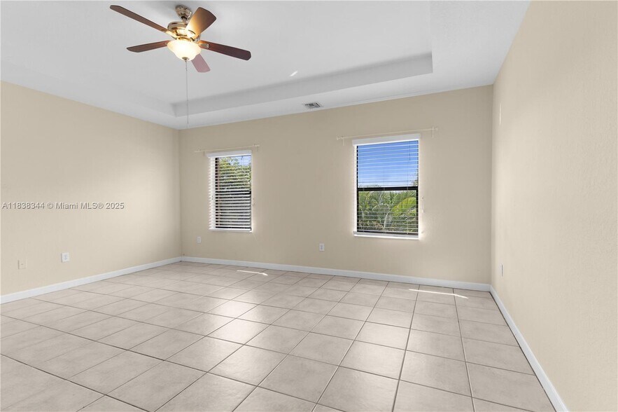 Building Photo - 11358 SW 243rd Ter