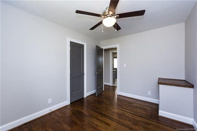 Building Photo - Must view this exquisite 3 bedroom 1 bath brick home. Within 2 miles from Uptown.
