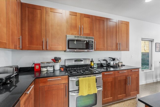 Building Photo - Incredible 3-Bedroom Home in the Agave Neighborhood of East Austin