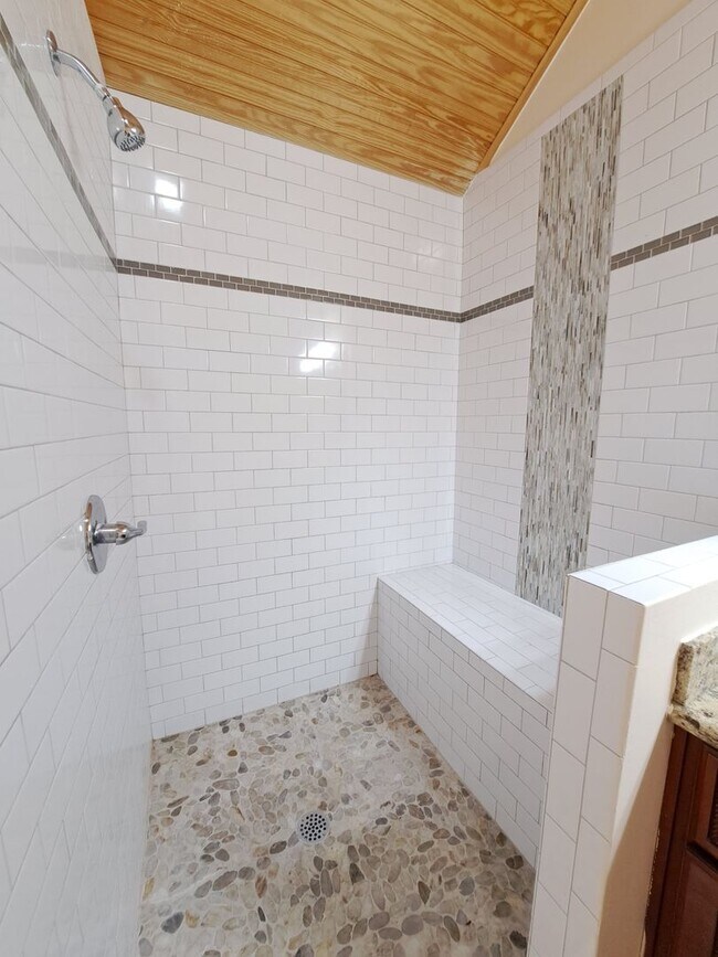 Building Photo - 3216 Bienville St