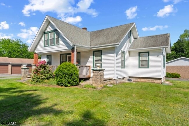 Building Photo - 5514 Berkshire Valley Rd
