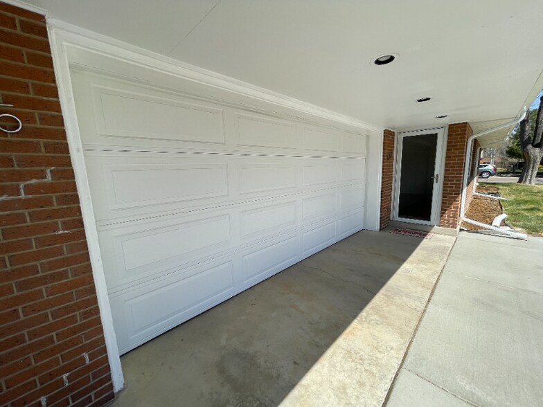 Building Photo - 1887 Independence St