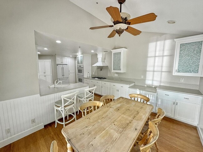 Building Photo - Elegant & Spacious 3BD Home | Pool Access,...