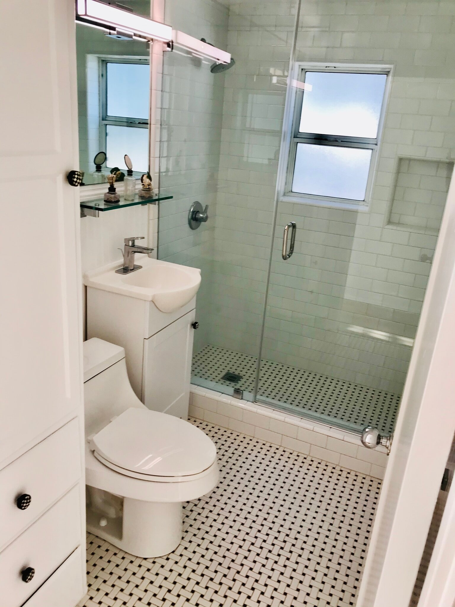 Building Photo - 2456 Manhattan Ave