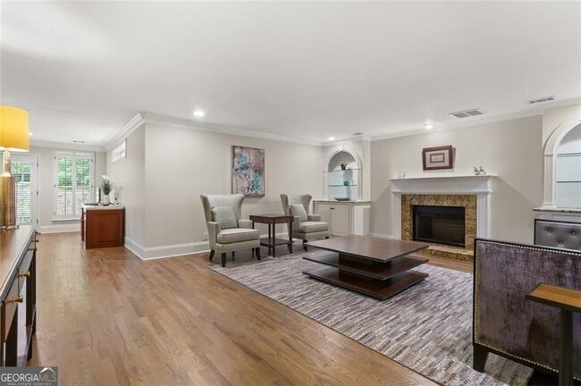 Building Photo - 415 Lyerly Pointe