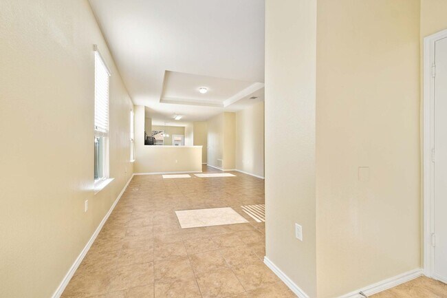 Building Photo - Glowing 3 Bedroom, 2 Bath Home Near Walter...