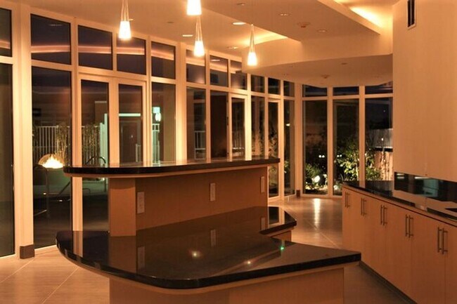 Building Photo - At the Montage!!! 1 bedroom 1 bath luxury ...