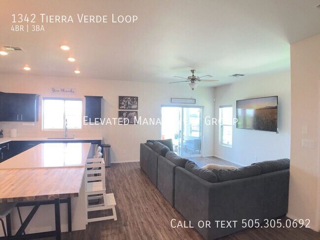 Building Photo - 1342 Tierra Verde Loop