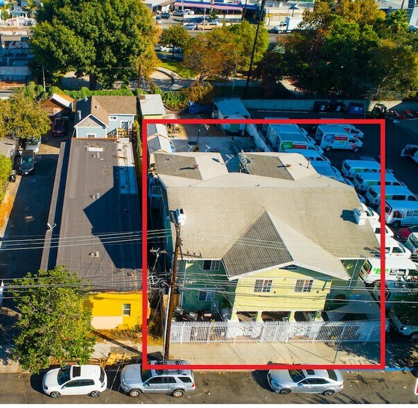 Primary Photo - 1824 1/2 Arapahoe S