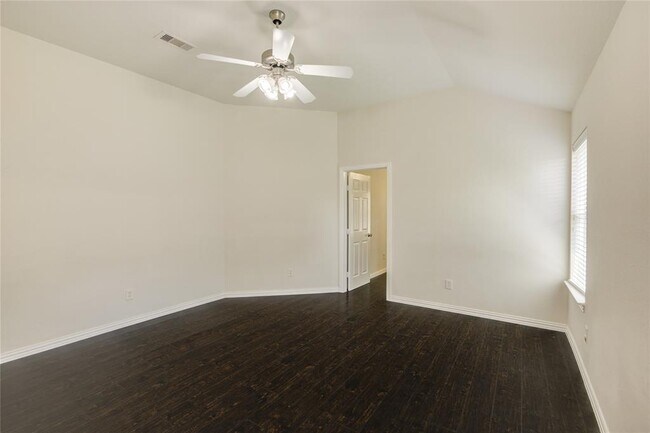 Building Photo - 229 River Basin Ln