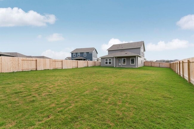 Building Photo - 104 Boondoggle Rdg