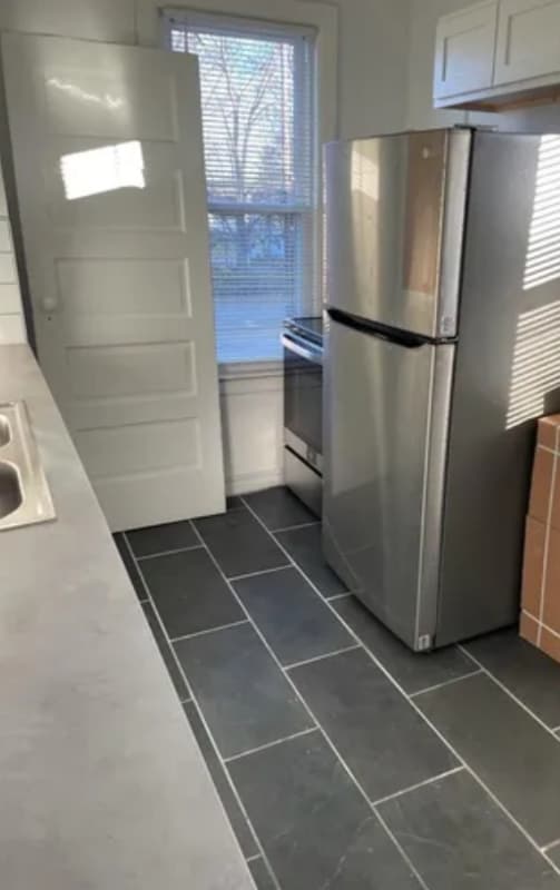 Building Photo - 86 Penney Ave