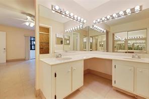 Building Photo - 3565 Magellan Cir
