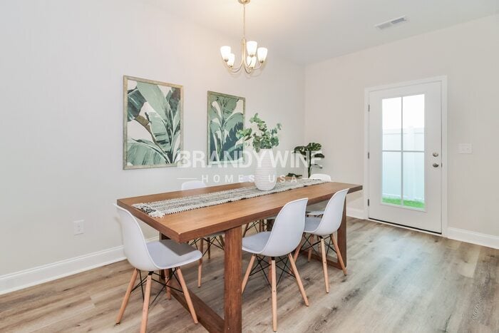 Building Photo - 1124 Wildflower Dr