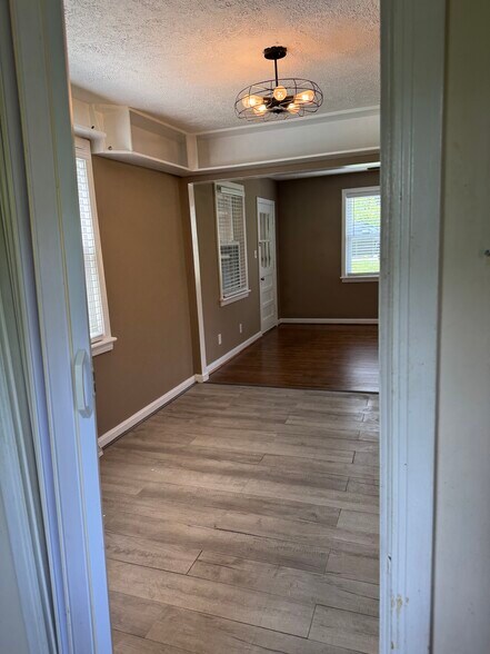 Building Photo - 1408 Fort Manor Dr