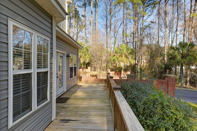 Building Photo - 203 Naples Ave