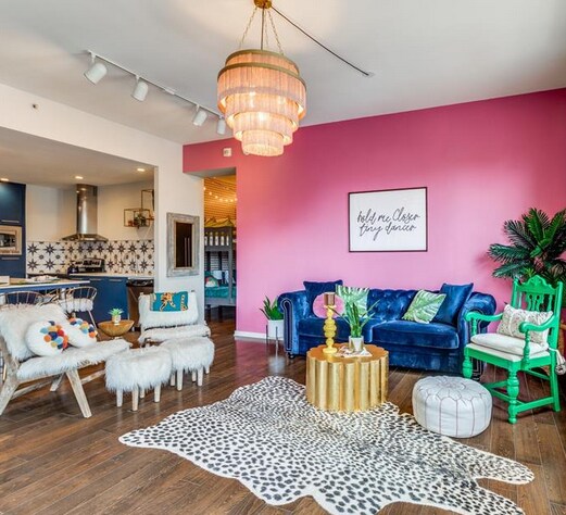 Building Photo - 2323 N Houston St