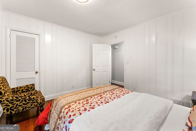 Building Photo - 1131 Custer Ave SE