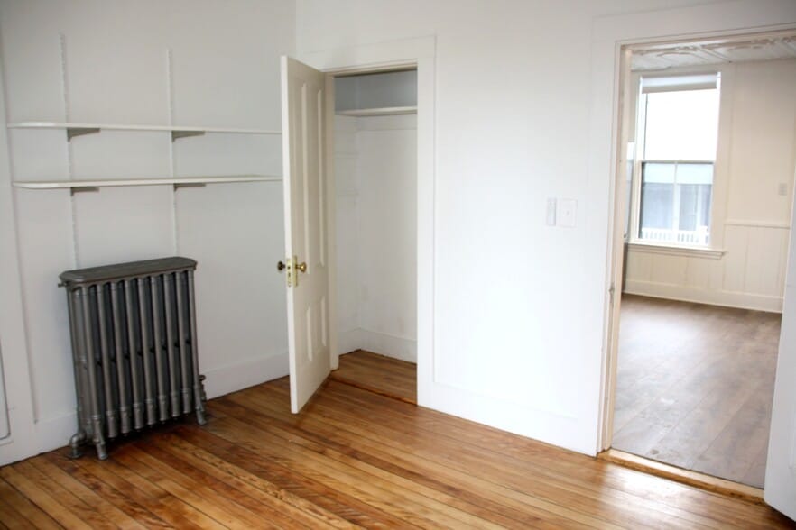 Building Photo - 66 Kellogg St