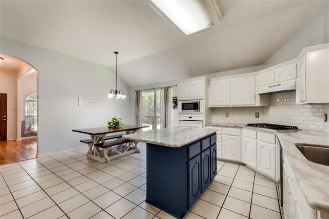 Building Photo - 2730 Fern Valley Ln