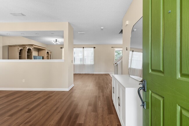 Building Photo - 4125 Palmetto Bay Dr