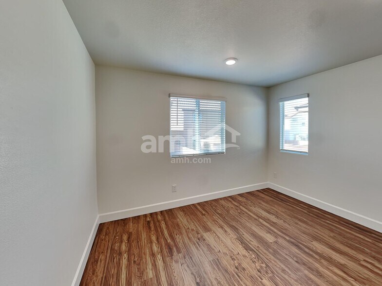 Building Photo - 289 Cape Seville Pl