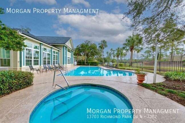 Building Photo - 13703 Richmond Park Dr N