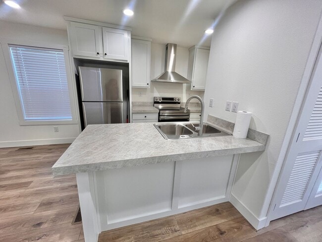 Building Photo - Brand New 2 Bedroom, 1 Bath ADU – Prime Location