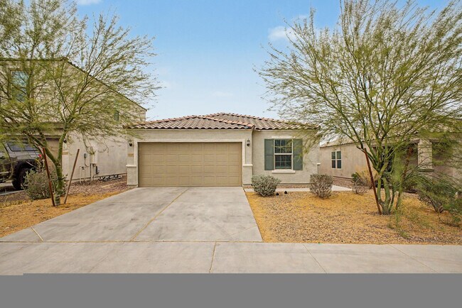 Building Photo - 12586 W Myrtle Ave