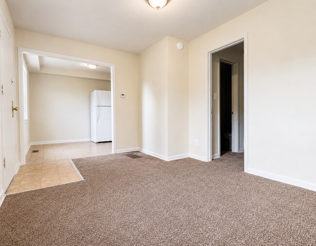 Building Photo - ***Coming Soon April 30, 2026***Rare Gonzaga-area 1-bed with yard, garage, and bonus space.