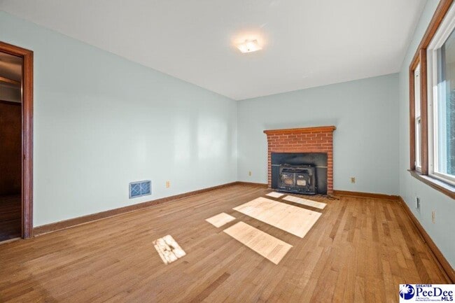 Building Photo - 2101 W McCown Dr