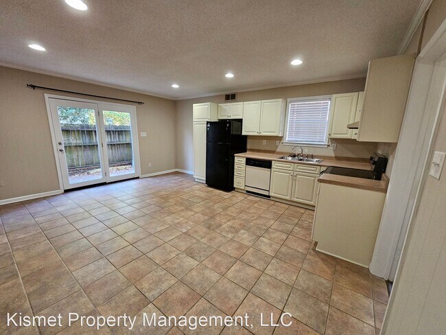 Building Photo - 2 br, 1.5 bath House - 573 S Goodlett Street
