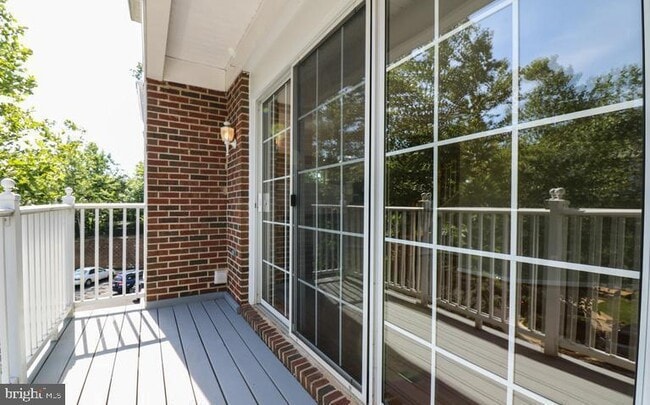 Building Photo - 12621 Fair Crest Ct