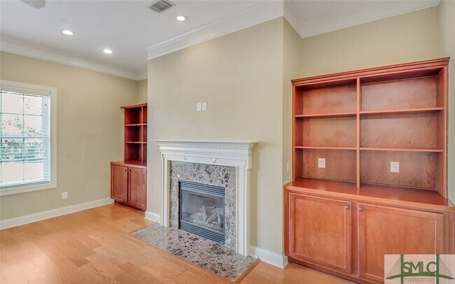 Building Photo - 1802 Woodside Ridge