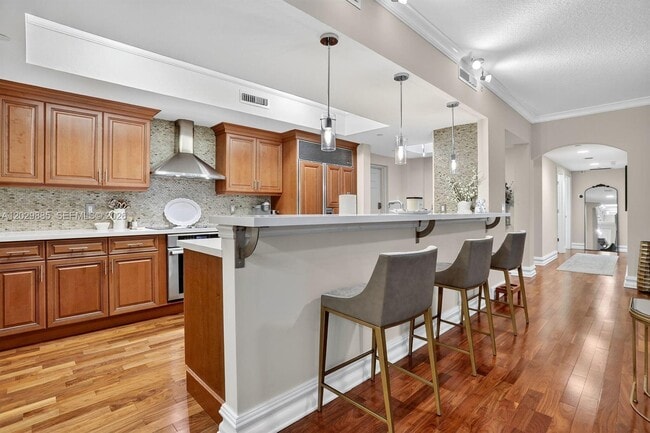 Building Photo - 1200 Hillsboro Mile
