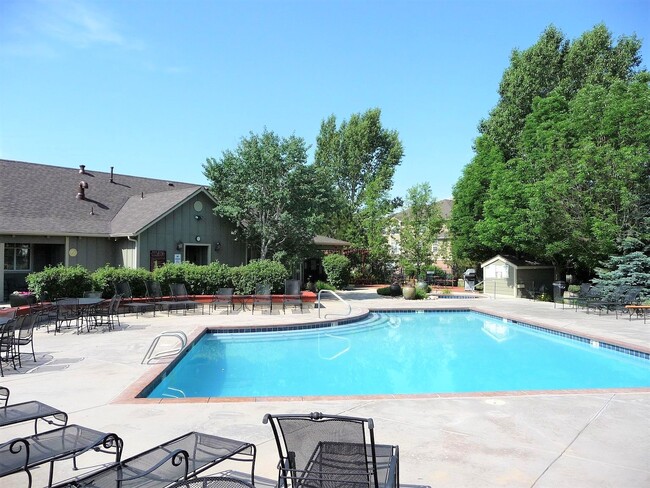 Building Photo - 12886 Ironstone Way