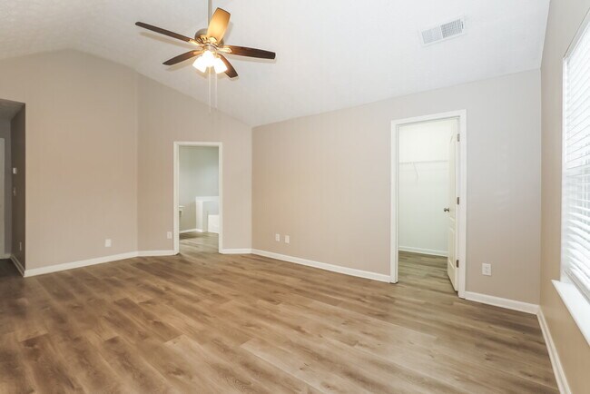 Building Photo - 2365 Brookgate Way