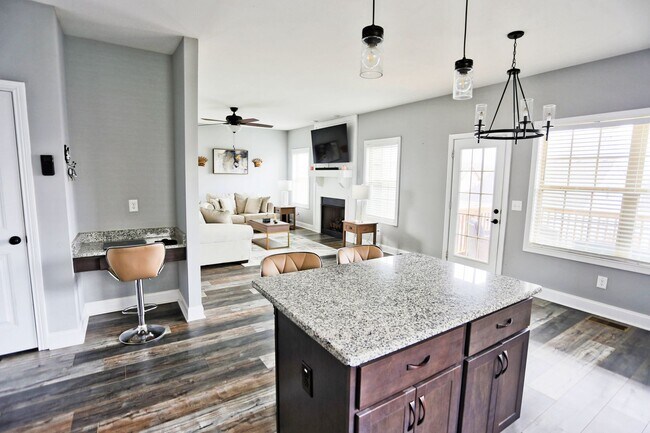 Building Photo - 1147 Eagles Nest Ln